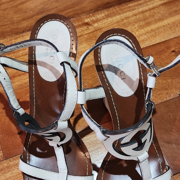 Auth Gucci GG Sandals - Picture 3 of 5